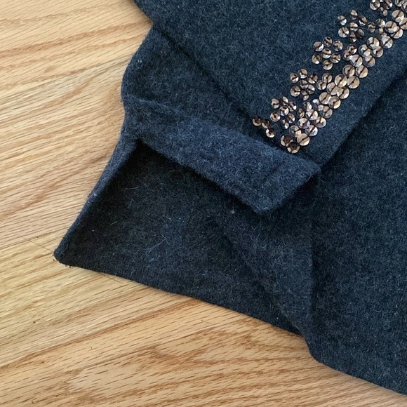 Silk Angora sweater Women’s M Sequins Festive Grey V neck Warm Winter festive - Picture 7 of 11